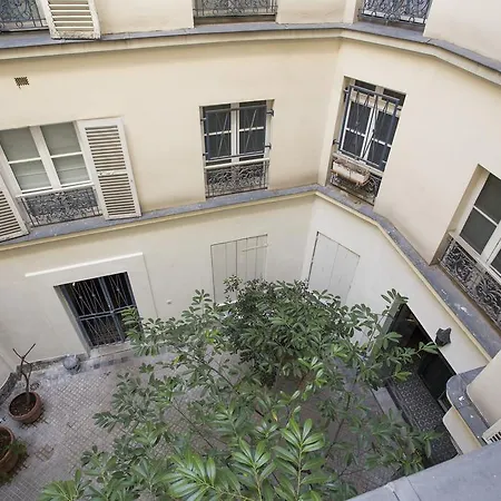 Beaune Apartment *